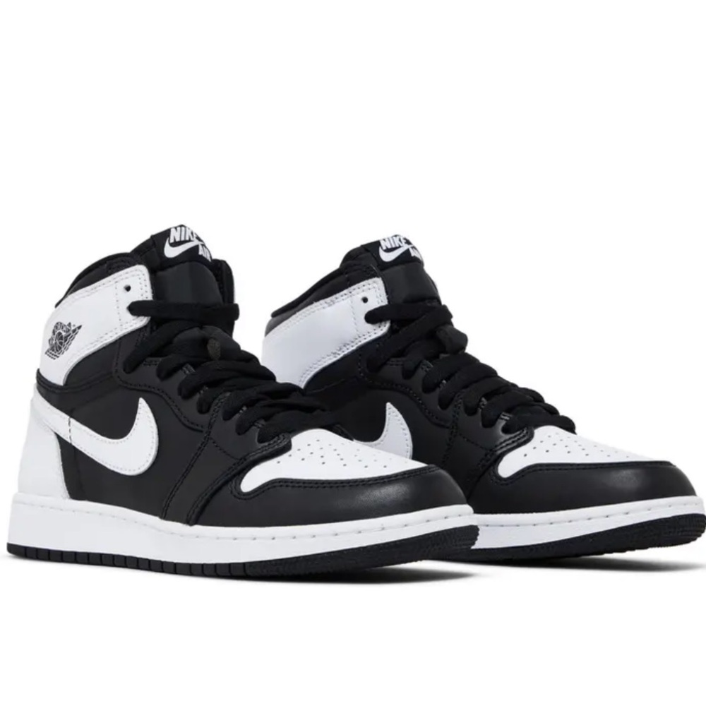 NIKE Air Jordan 1 Retro High OG GS 'Black White 2.0' Youth Size 7Y
